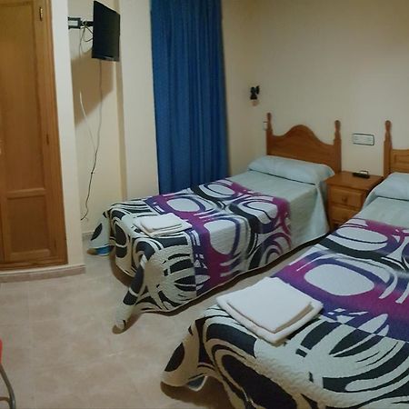 טרואל Hostal El Busto מראה חיצוני תמונה